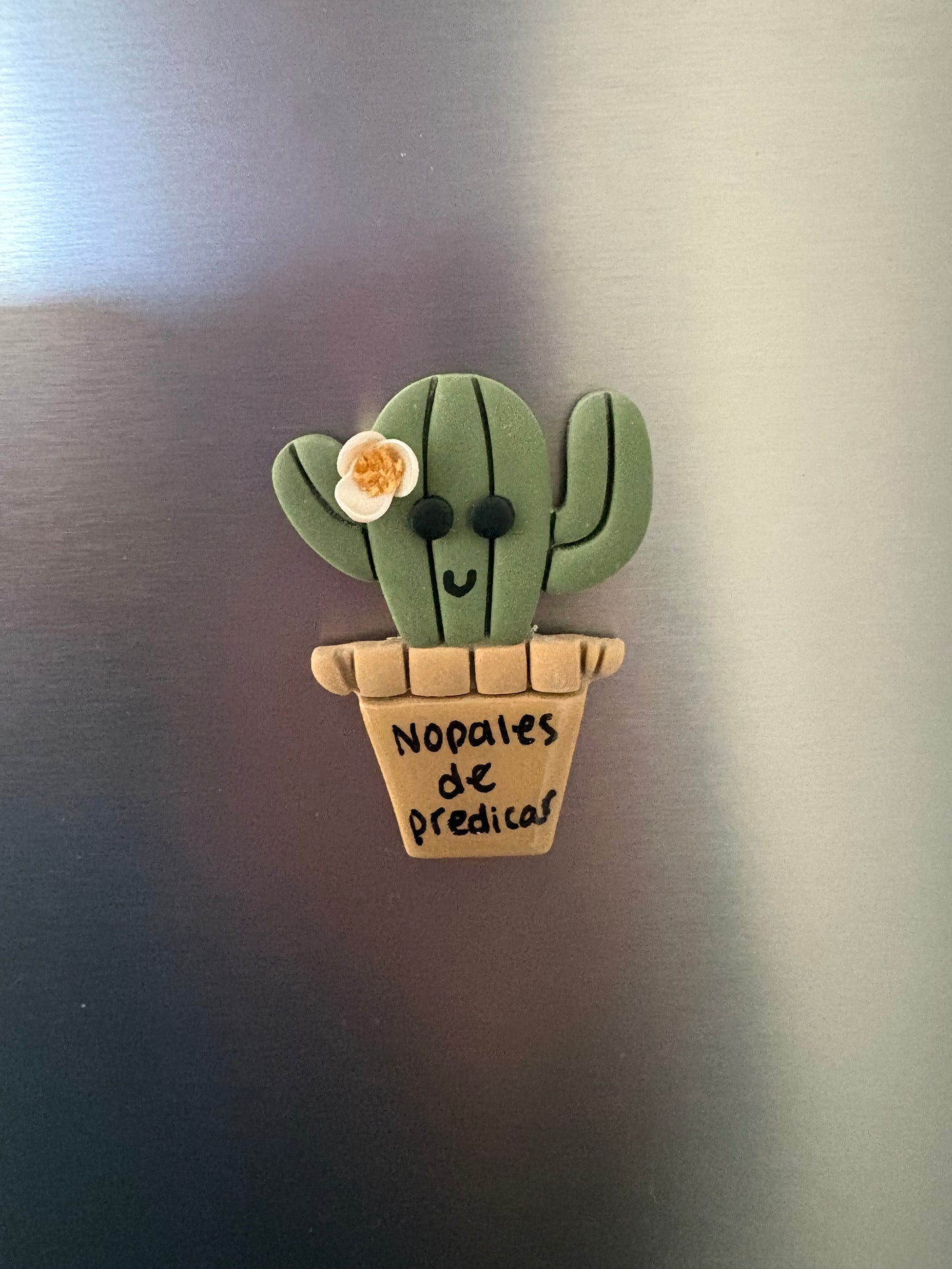 Nopal Pin